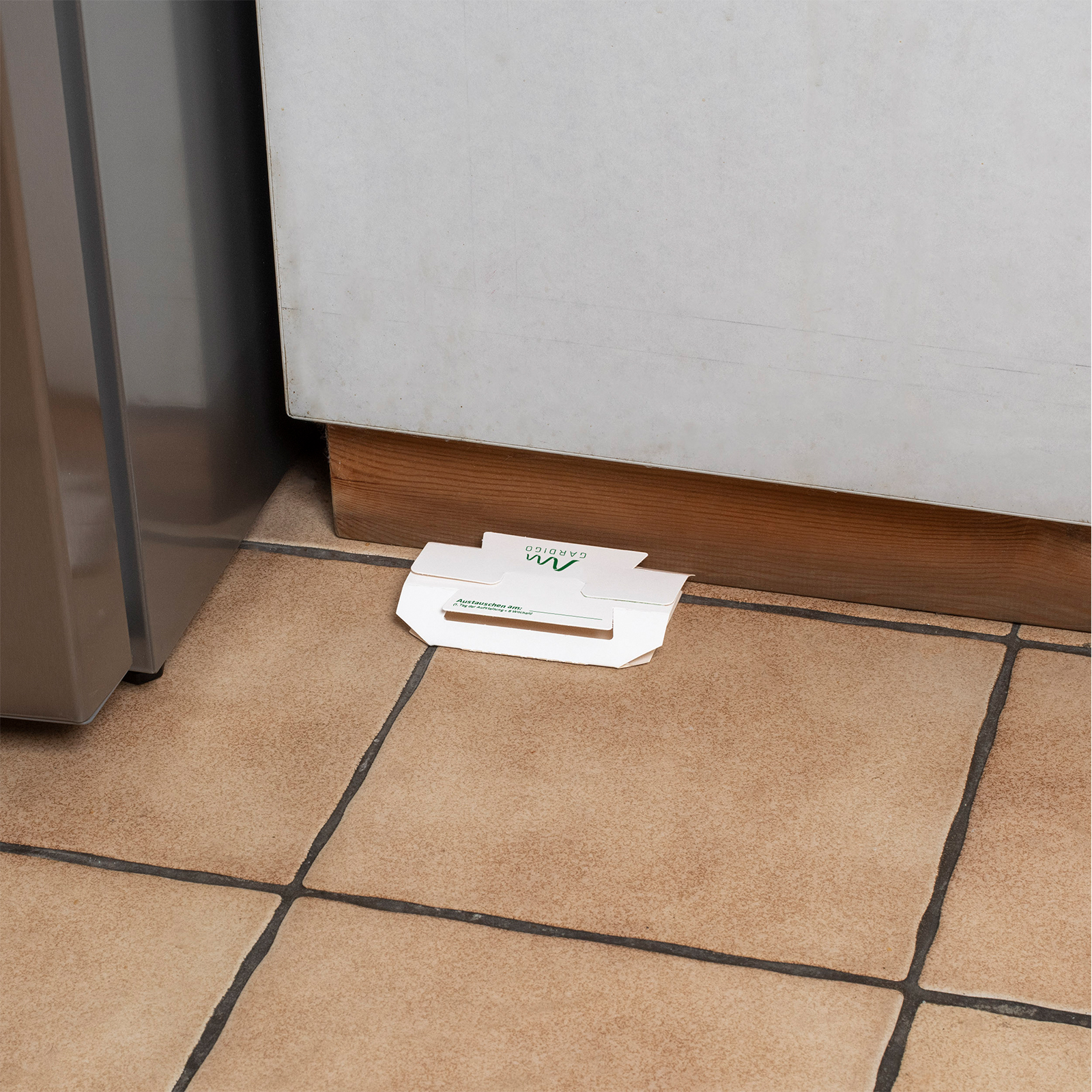 668043-Schaben-Falle-3er-Set-Kakerlaken-in-der-Kueche Sie können die Fallen auch präventiv einsetzen um einem möglichen Befall entgegenzuwirken.