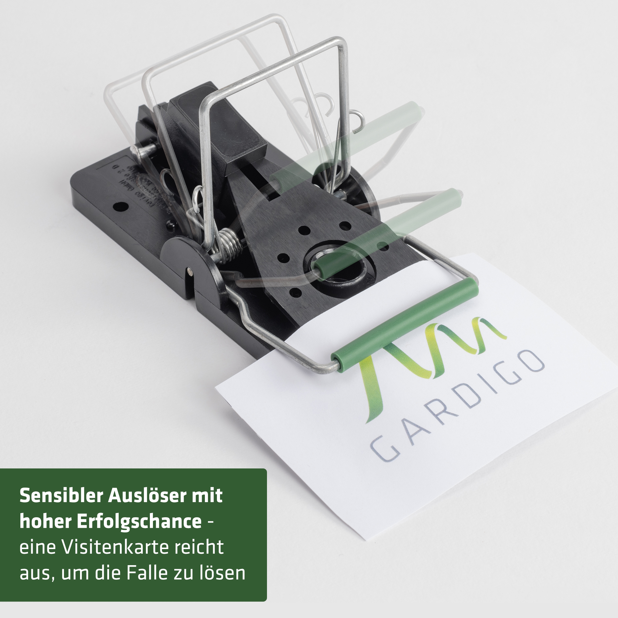 empfindliche-mausefalle-62343 Empfindlicher Auslöser: eine herabfallende Visitenkarte reicht aus, um die Mausefalle auszulösen.